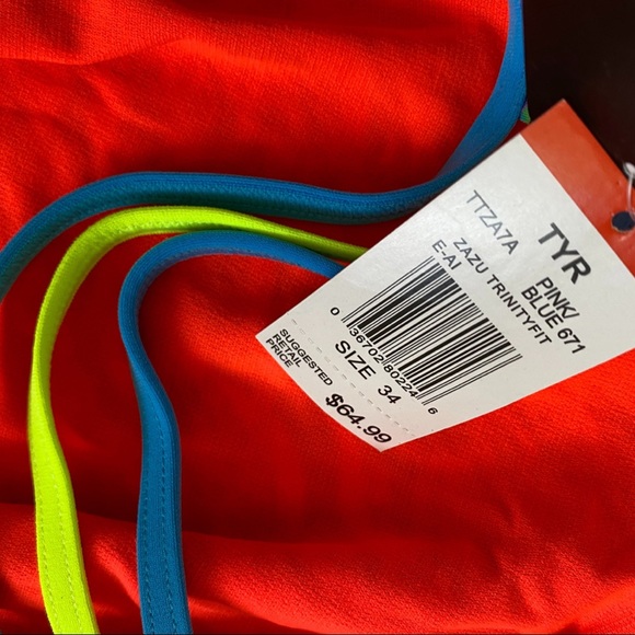 NWT $65 TYR Durafast Swimsuit Size 34 Medium - Picture 3 of 4
